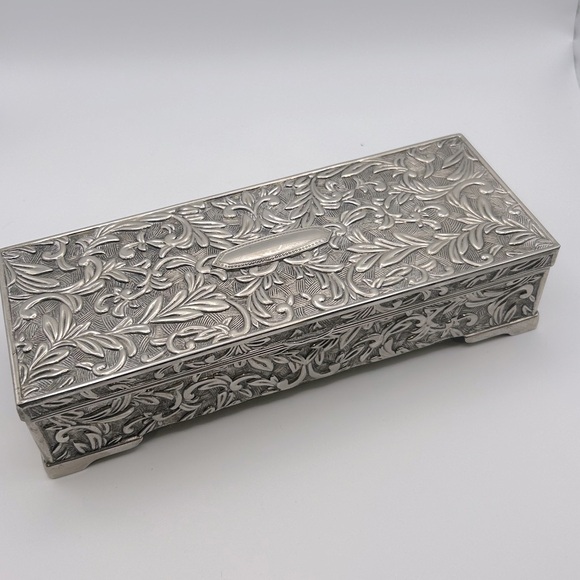 Vintage Godinger Silverplated Jewelry Box - Picture 1 of 15